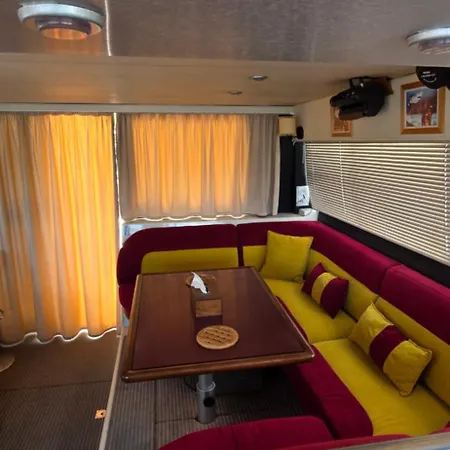 43 Ft Motoryacht In * Empuriabrava